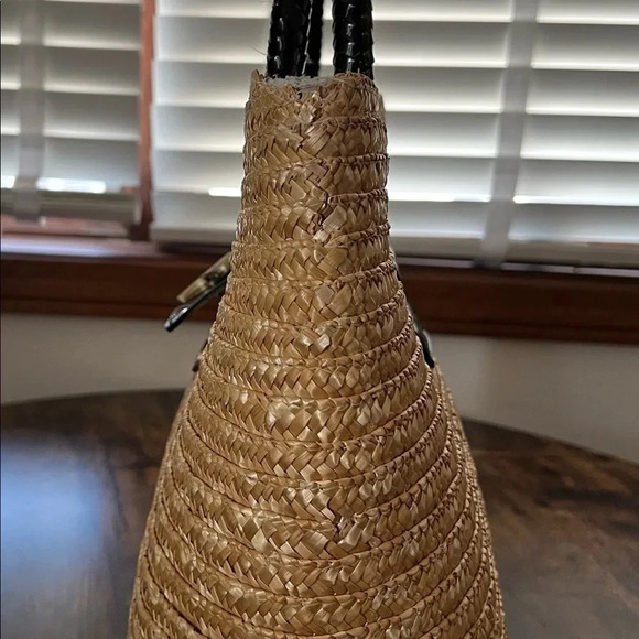 Straw shoulder handbag with starfish accent - Picture 10 of 15